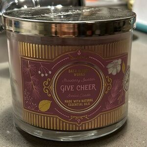 Bath and body works 3 wick candle Give Cheer